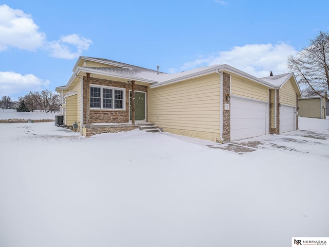 Listing photo 3 for 7729 Phares Dr, Lincoln NE 68516