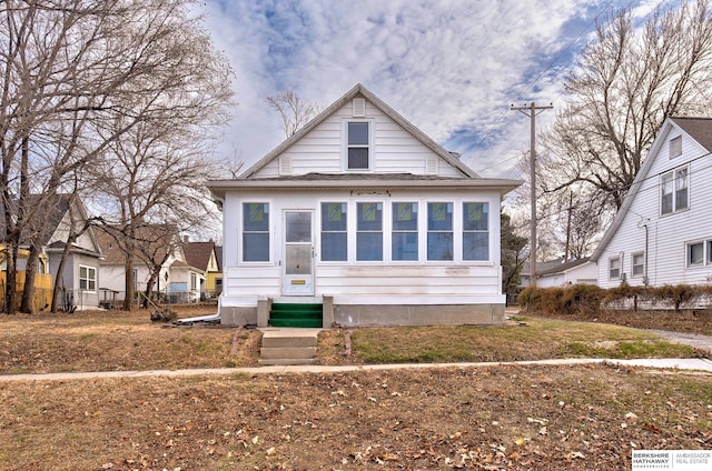 bungalow with entry steps