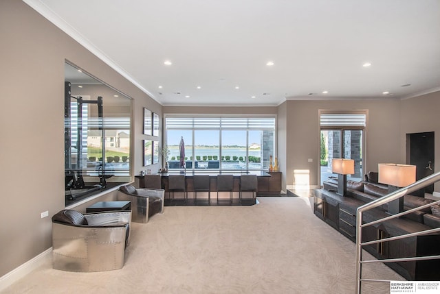 living room with recessed lighting, baseboards, carpet flooring, and ornamental molding