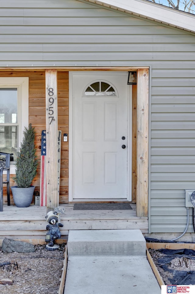 view of property entrance