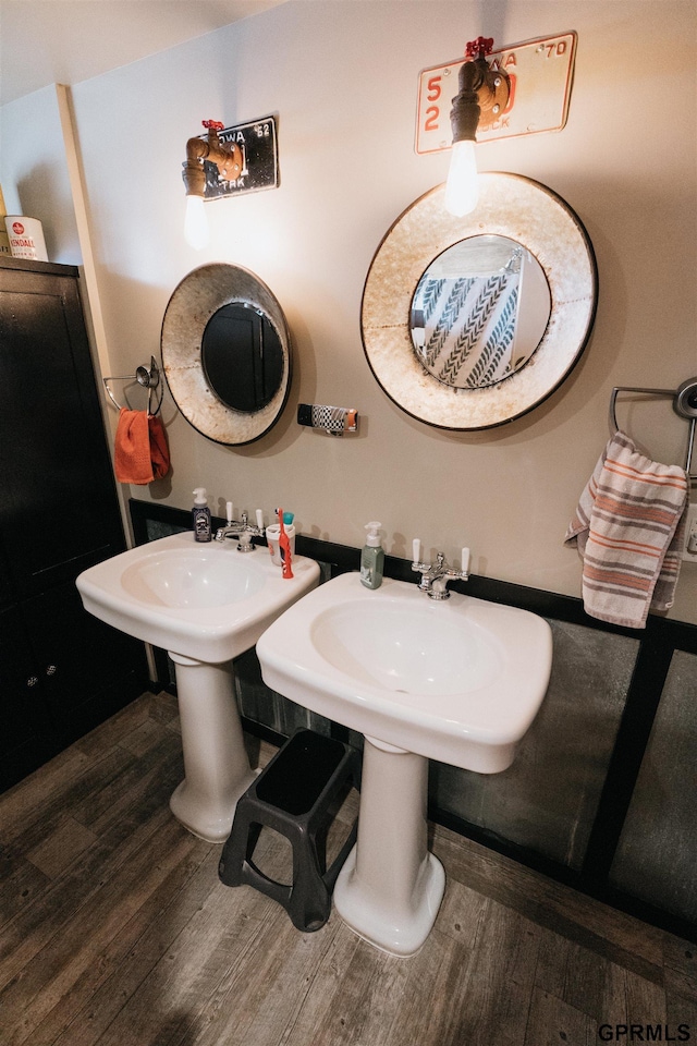 bathroom featuring wood finished floors