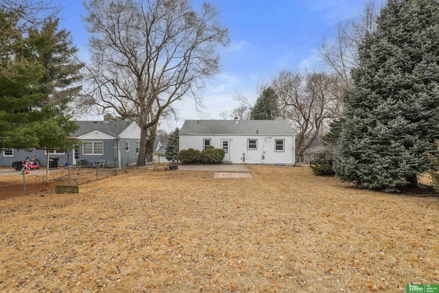 view of front of property with fence