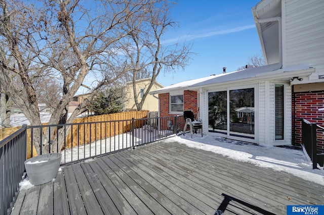 deck featuring fence