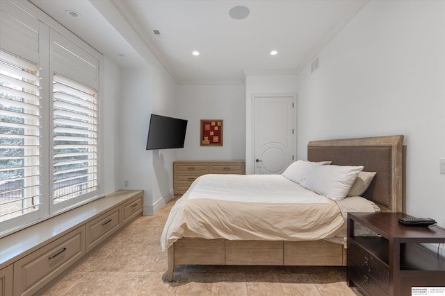 bedroom featuring crown molding, recessed lighting, visible vents, and baseboards