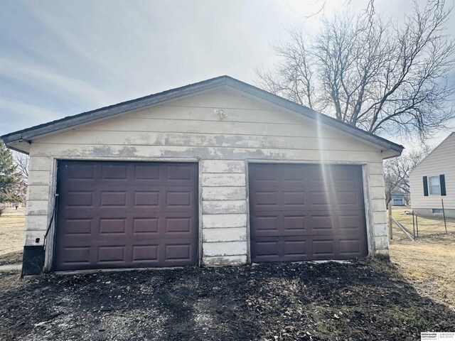 view of detached garage