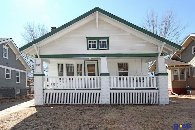 bungalow featuring covered porch