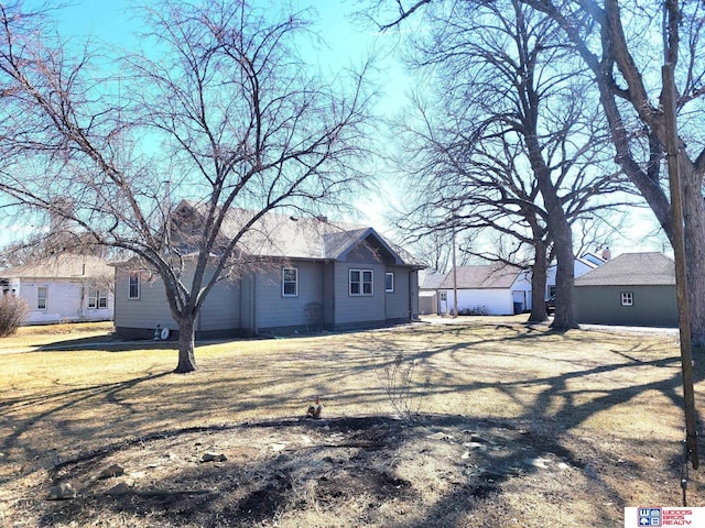 view of front of home with a front yard