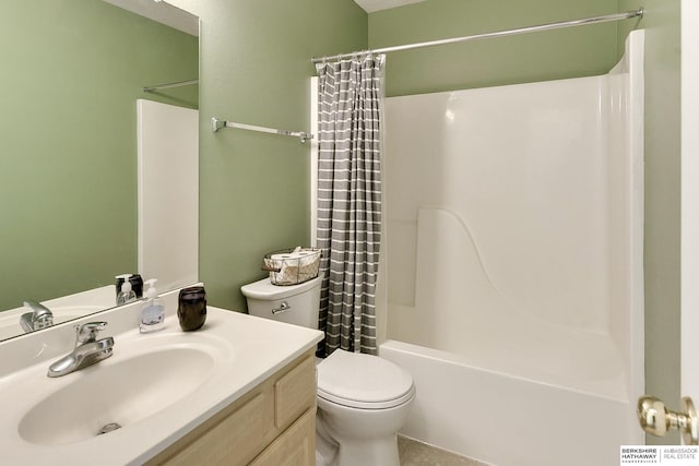 bathroom featuring vanity, toilet, and shower / tub combo with curtain