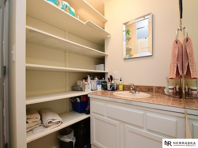 bathroom with vanity