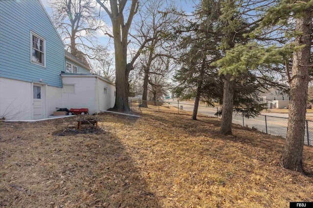 view of yard featuring fence