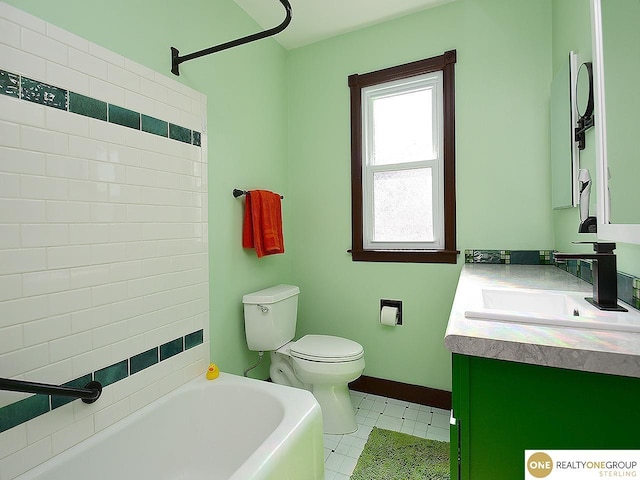 full bathroom featuring vanity, baseboards, walk in shower, toilet, and a washtub