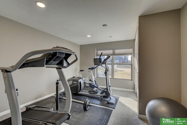 workout area with carpet flooring, recessed lighting, and baseboards