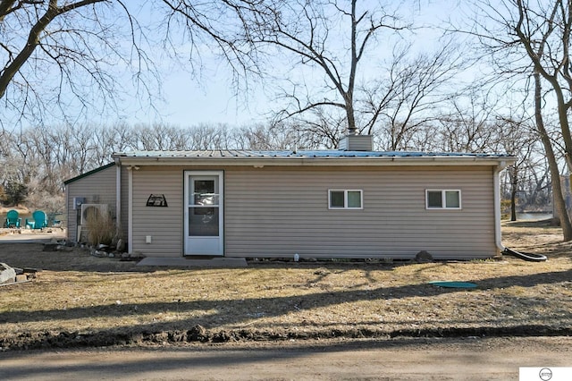 view of outdoor structure