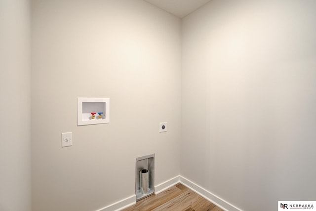 17547 Potter St, Bennington, NE 68007 - laundry area featuring hookup for an electric dryer, light wood-type flooring, baseboards, laundry area, and washer hookup