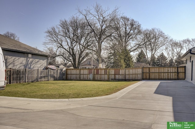 view of yard with fence