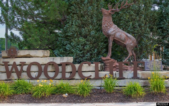 T1031 S Lake Shore Dr, Fremont, NE 68025 - view of community / neighborhood sign