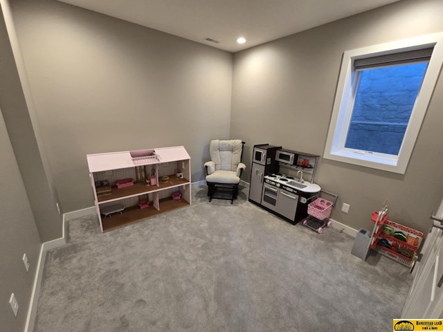 playroom with recessed lighting, visible vents, baseboards, and carpet floors