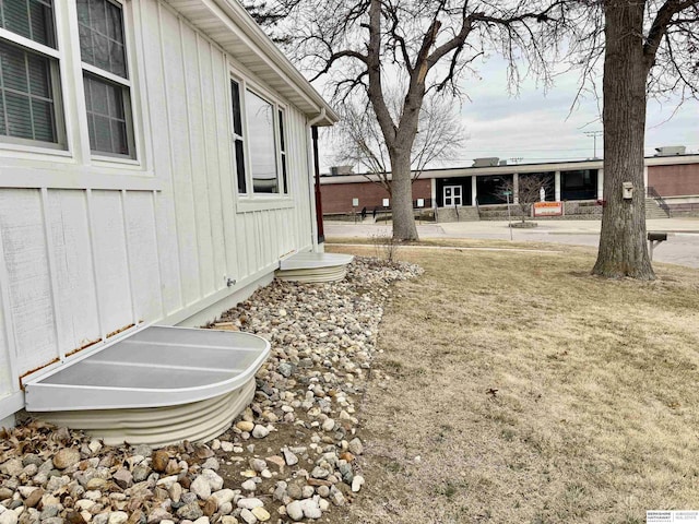 161 S Linden St, Wahoo, NE 68066 - view of yard