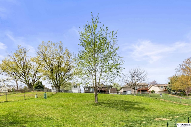 view of yard featuring fence