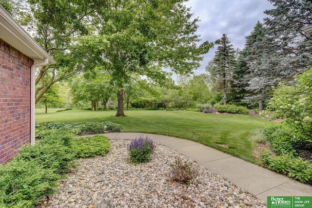 5850 Country Squire Plz, Omaha, NE 68152 - view of grassy yard featuring view of scattered trees