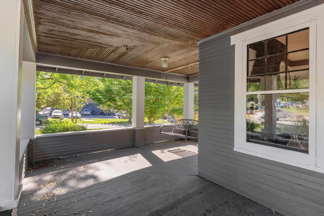 view of patio / terrace with covered porch