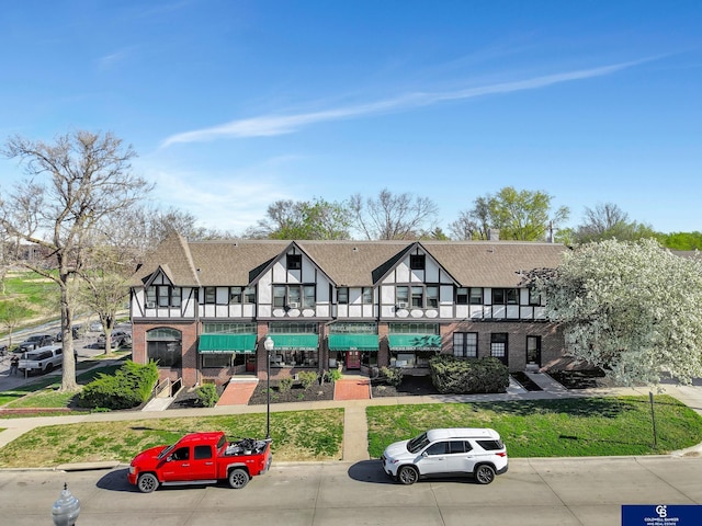 2406 J St, Lincoln, NE 68510 - view of building exterior with uncovered parking
