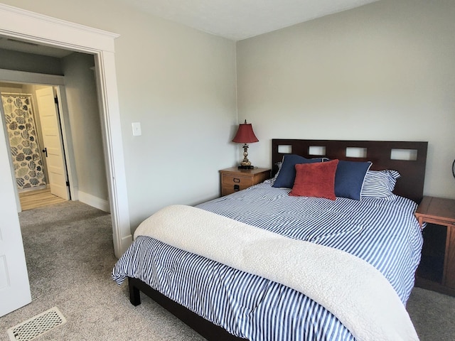 6512 Maple St, Omaha, NE 68104 - carpeted bedroom with baseboards