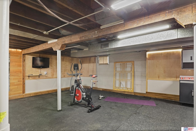 workout room with visible vents