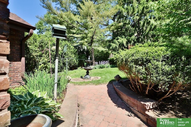 5506 Howard St, Omaha, NE 68106 - view of patio with fence