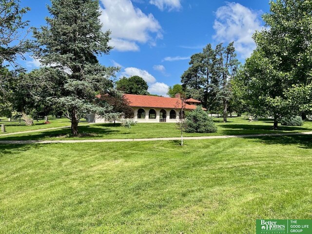 5506 Howard St, Omaha, NE 68106 - view of grassy yard