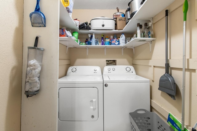109 W Elk St, Hooper, NE 68031 - clothes washing area featuring laundry area and washer and clothes dryer