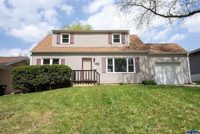 view of front facade featuring an attached garage, roof with shingles, and a front lawn