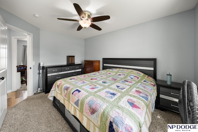 bedroom with carpet flooring and ceiling fan
