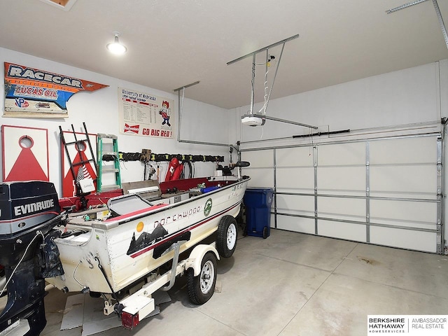 7911 N 149th St, Bennington, NE 68007 - garage featuring a garage door opener