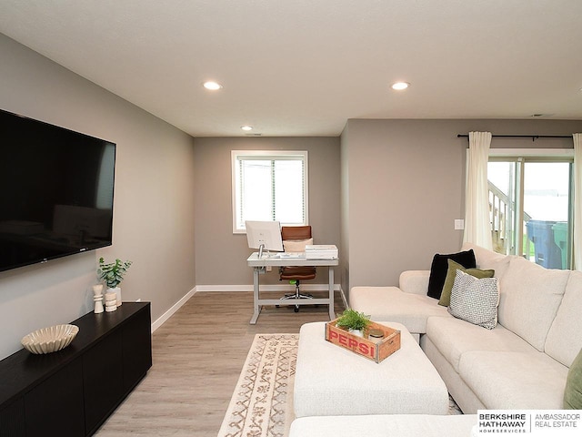 7911 N 149th St, Bennington, NE 68007 - living room with baseboards, light wood-style flooring, and recessed lighting