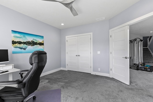 home office with carpet floors, recessed lighting, ceiling fan, and baseboards