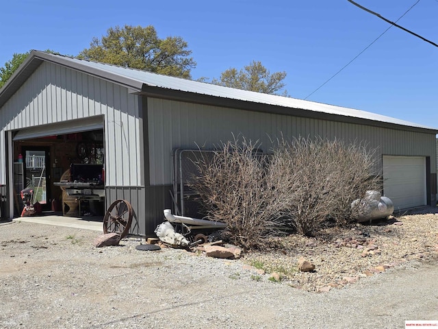exterior space with an outbuilding