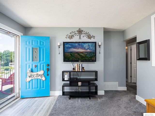 7521 Edward Ave, La Vista, NE 68128 - foyer featuring baseboards