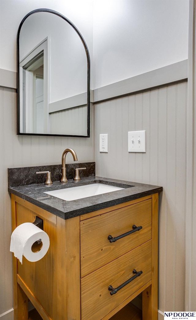 5650 Poppleton Ave, Omaha, NE 68106 - bathroom with vanity