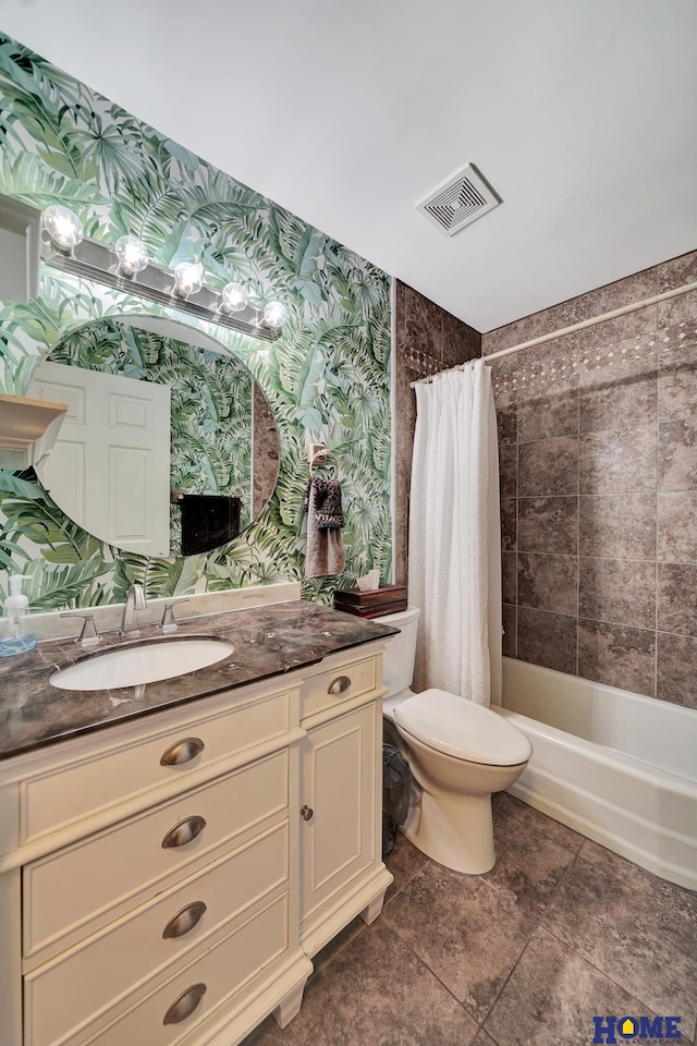 bathroom with wallpapered walls, toilet, vanity, and shower / bath combo with shower curtain