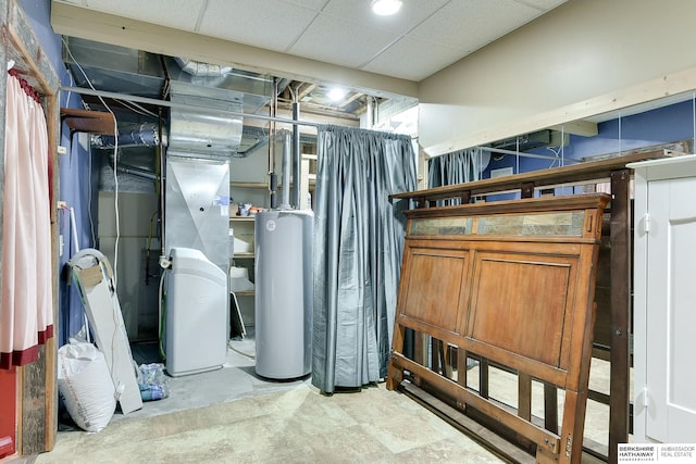 8114 S 167th St, Omaha, NE 68136 - unfinished basement featuring water heater