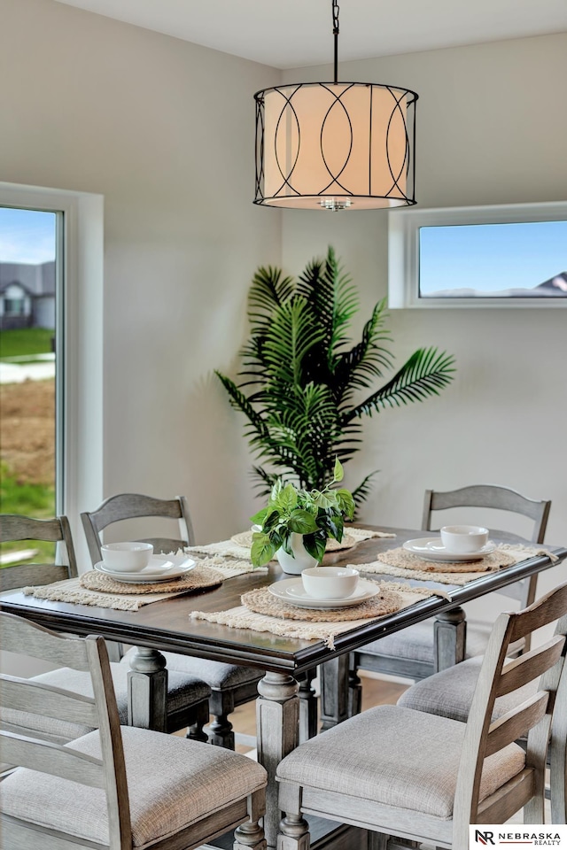 612 N 107th St, Lincoln, NE 68527 - view of dining space