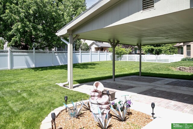 view of yard with a patio area