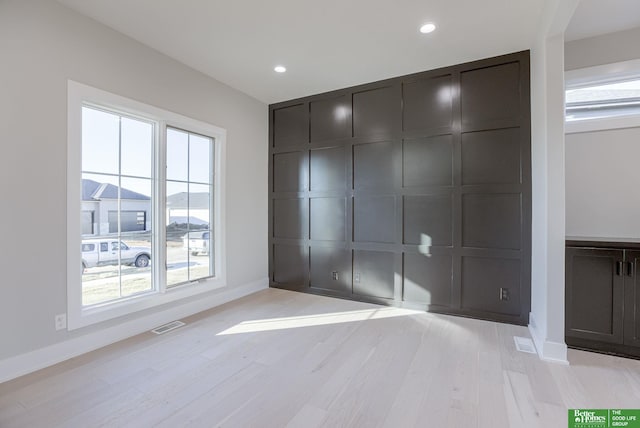 21108 Arlington St, Elkhorn, NE 68022 - view of closet