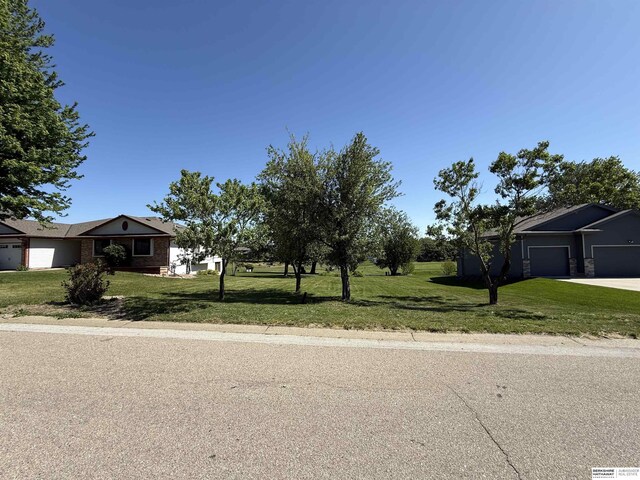 19325 Spyglass Ct, Plattsmouth, NE 68048
