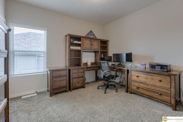 12618 Glenn St, Omaha, NE 68138 - office featuring light colored carpet
