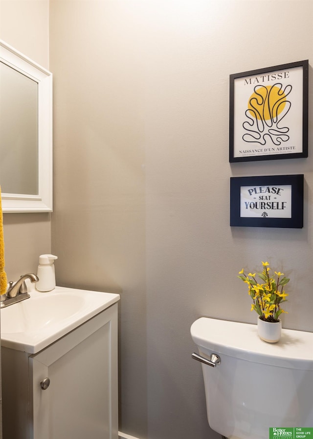319 N 37th St, Omaha, NE 68131 - bathroom with vanity and toilet