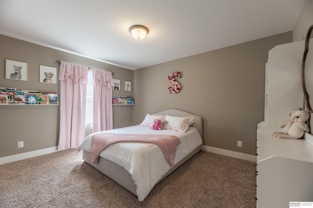bedroom featuring carpet floors and baseboards
