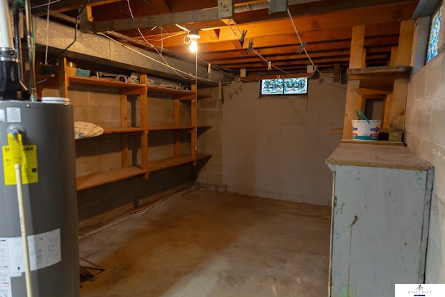 5 Fairview Dr, York, NE 68467 - unfinished basement with gas water heater