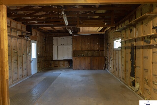5 Fairview Dr, York, NE 68467 - view of garage